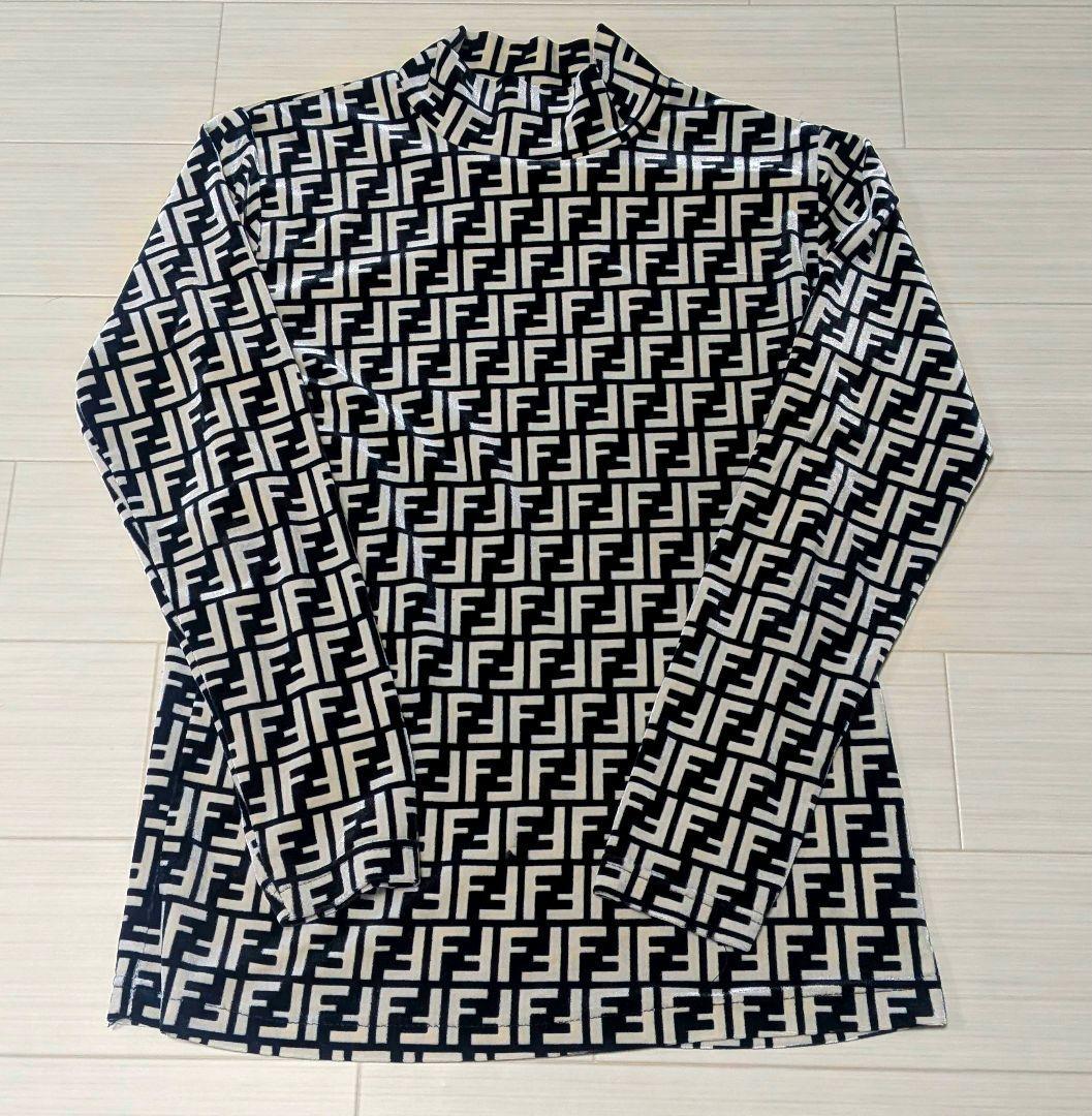 FENDI フェンディ ズッカ柄　ロゴ　ベロア　ハイネック