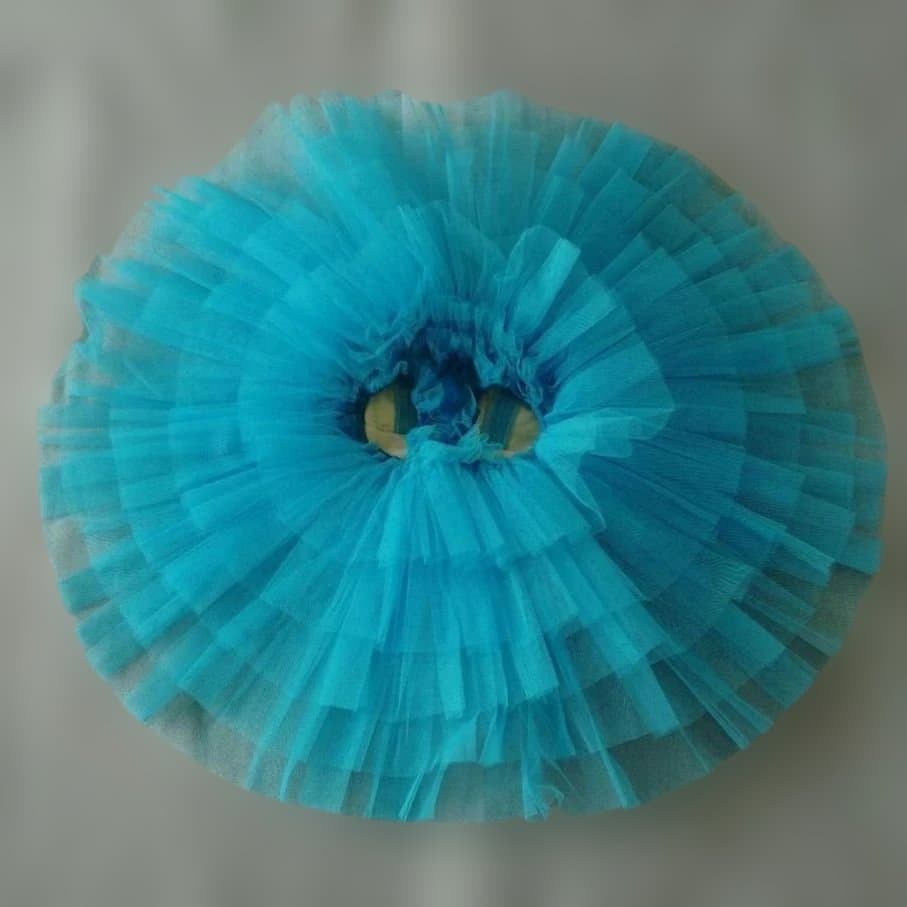 バレエ　シルビア製5号　水色クラシックチュチュ　髪飾り、袖付2着まとめ