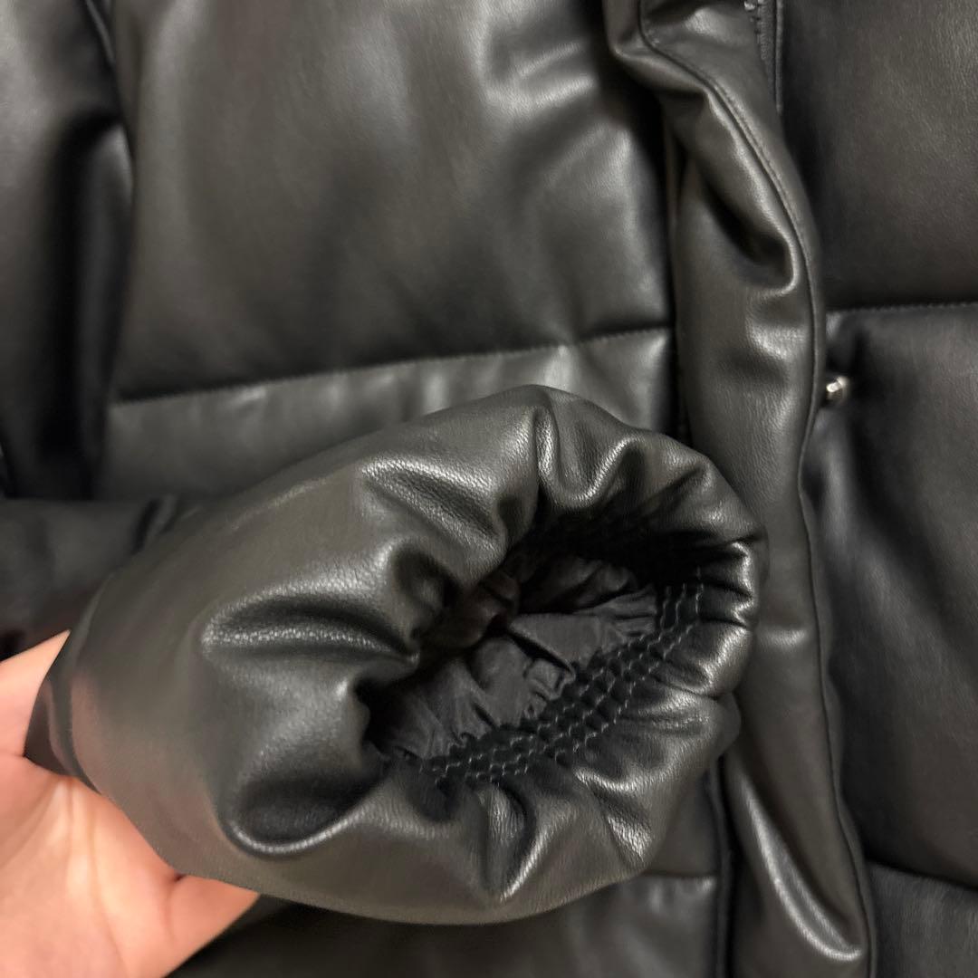 『ZARA』ブラック レザーダウンジャケット ショート丈 S