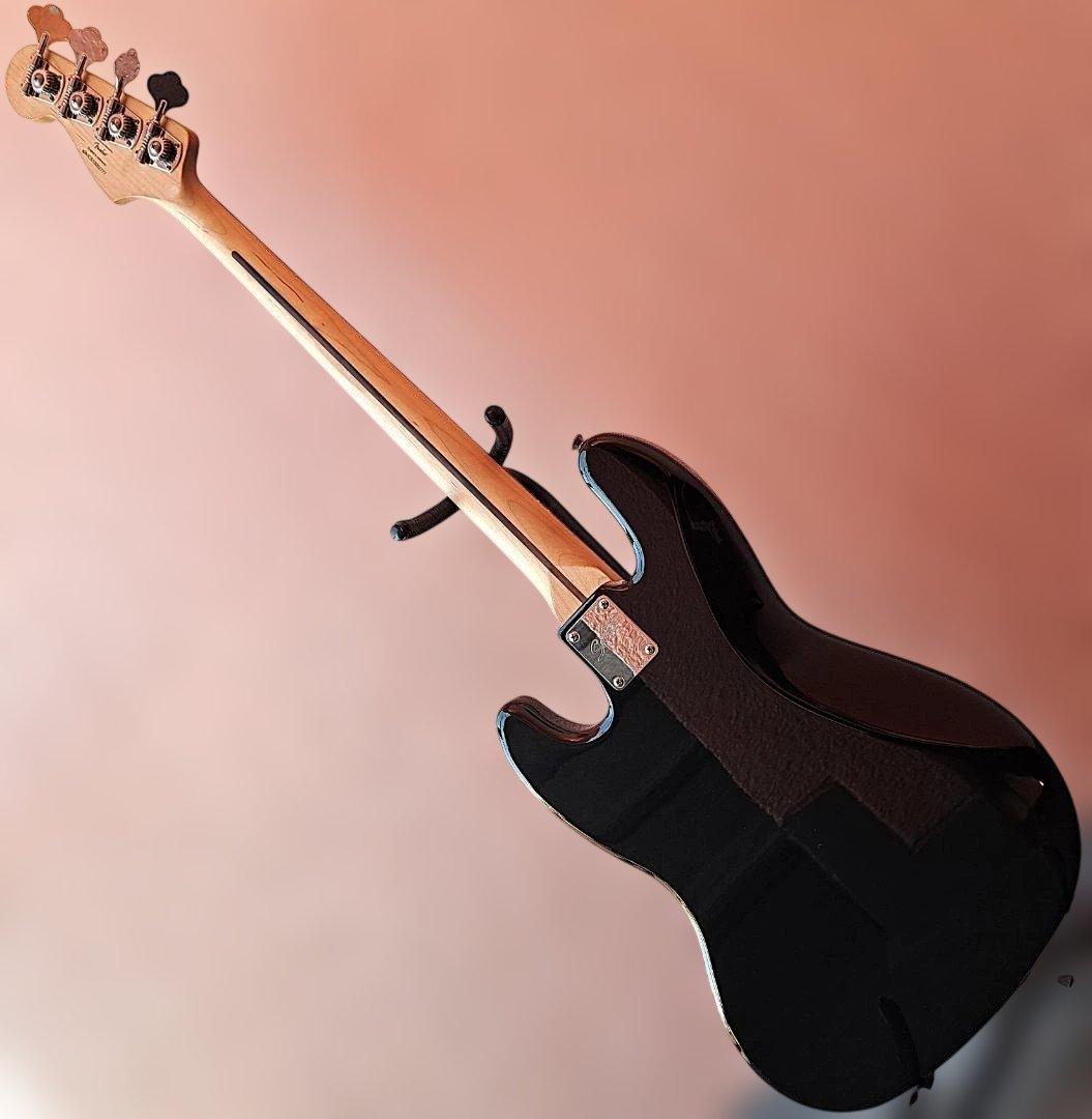 ■Squier Vintage Modified Jazz Bass フェンダー