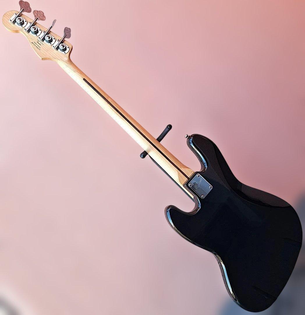 ■Squier Vintage Modified Jazz Bass フェンダー