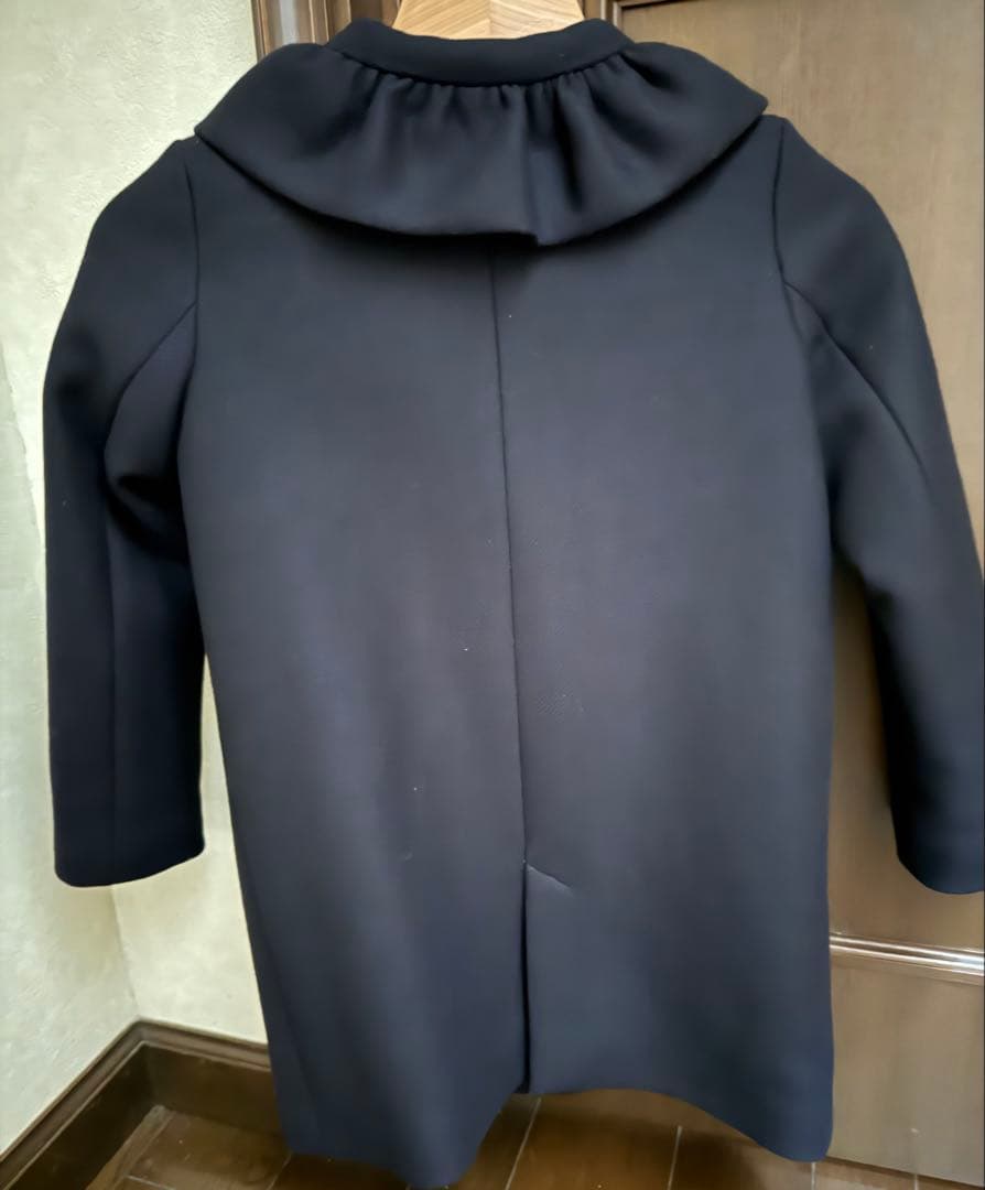 Bonpoint（ボンポワン）ネイビーフリル付き襟コート8A/130