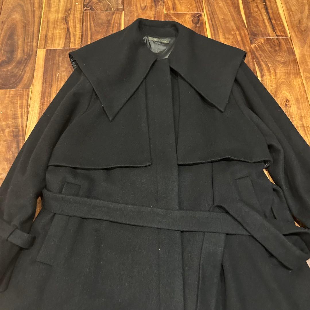 【匿名配送】アデュートリステス ウールピーバービッグカラーコート ウール 黒