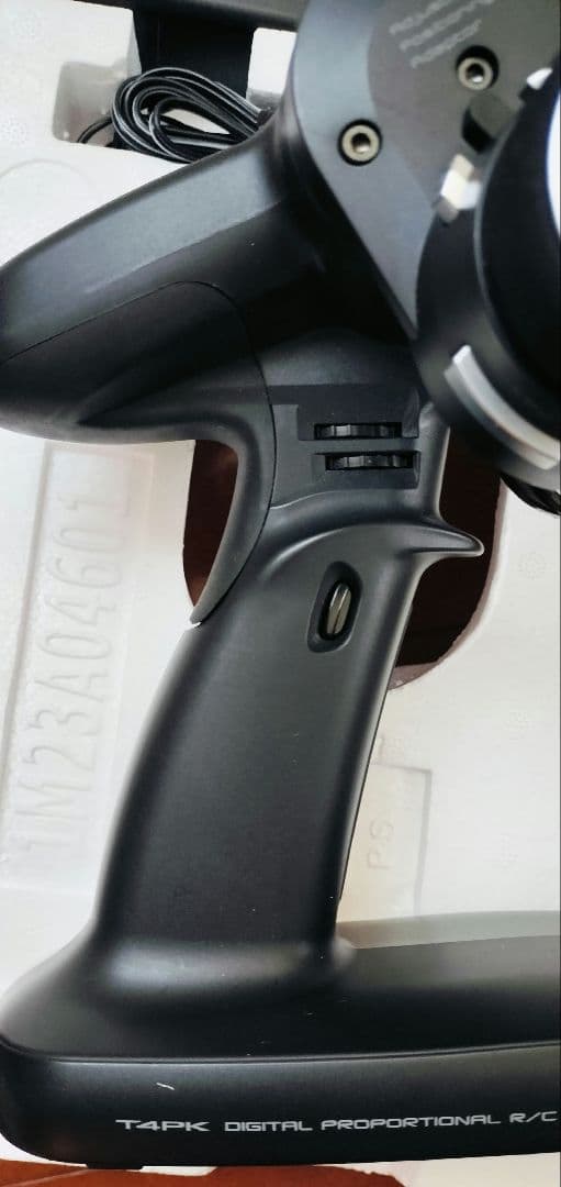 Futaba 4PK-24G 送信機 受信機付き