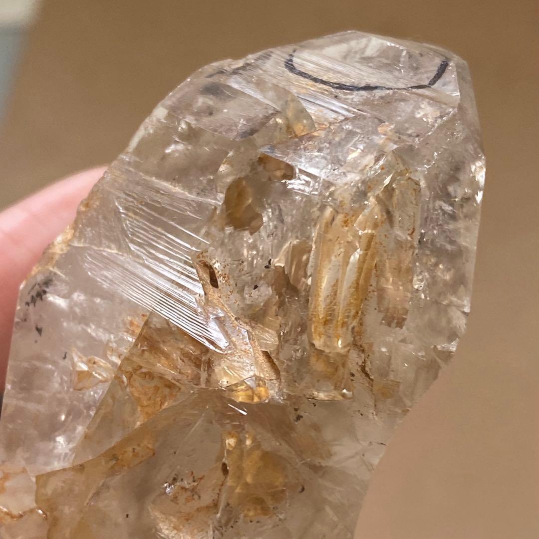 希少！ 水入り エレスチャルクォーツ 骸骨水晶 天然石 原石 パワーストーン