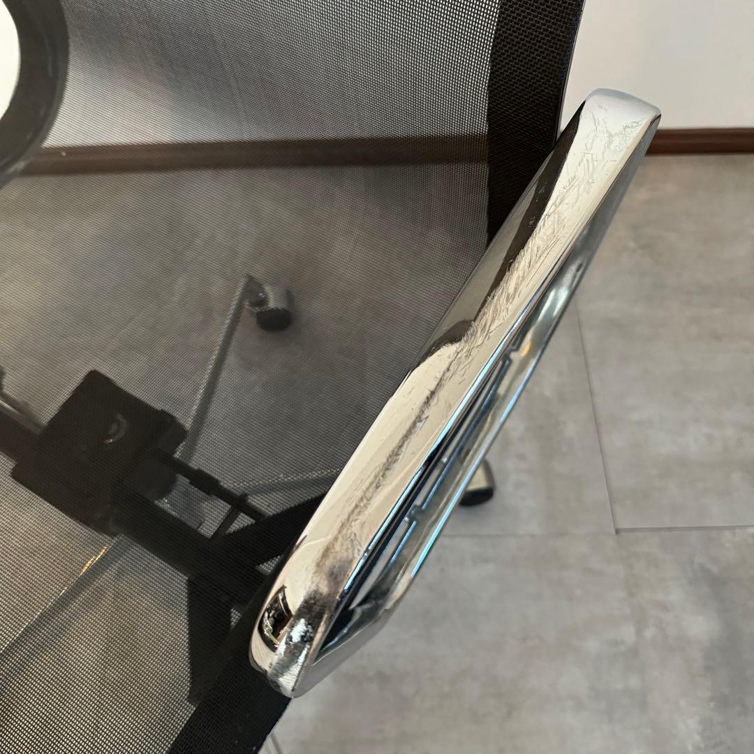 値下げ　アルミナムチェア イームズ メッシュ ブラック 黒 リプロダクト