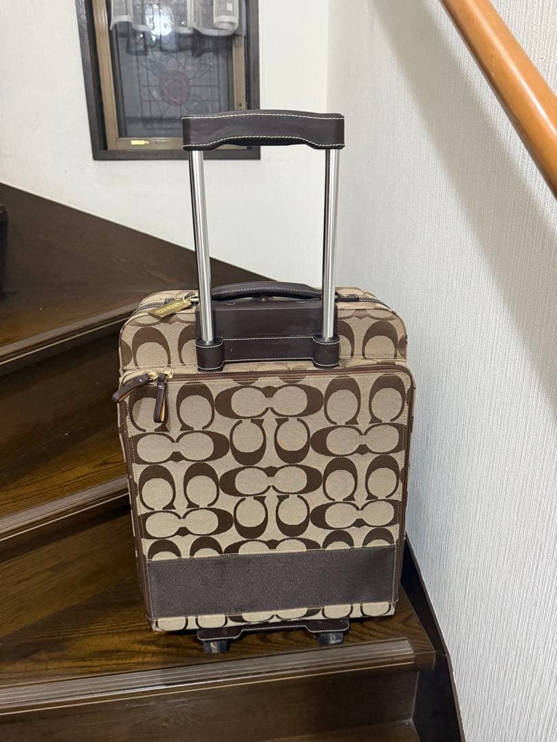 COACH 中型キャリーケース ブラウン