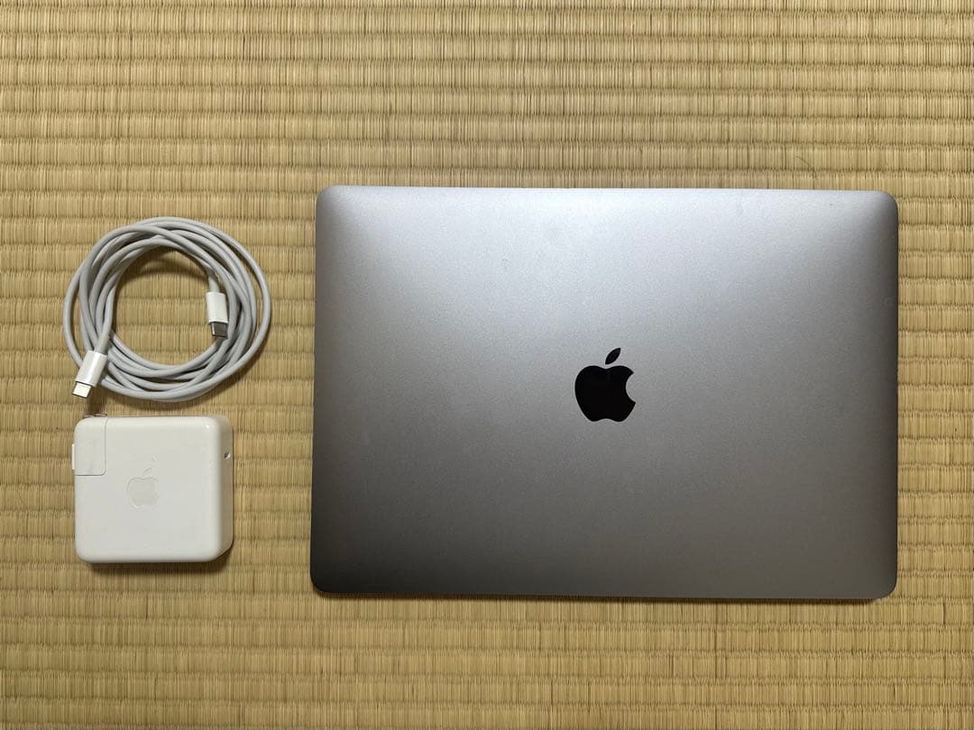 Macbook pro 2020 13イン 専用米倉和希