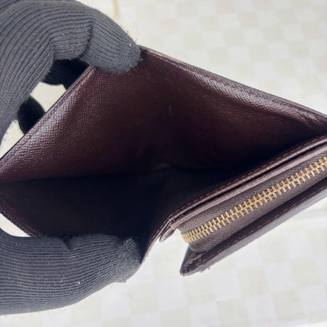 美品　LOUIS VUITTON ルイヴィトン　財布　二つ折り　M05