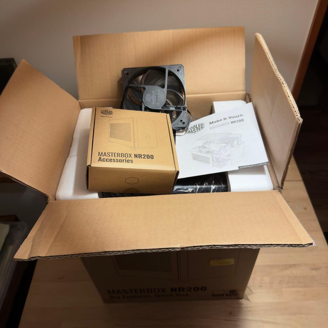 Cooler Master Masterbox NR200 mini-ITX用