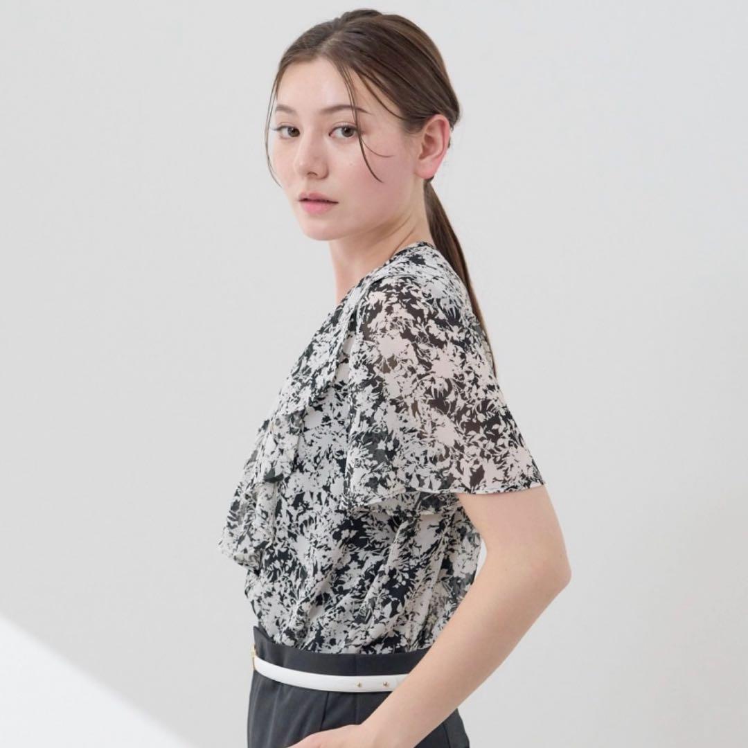 ANAYI アナイ シャドーフラワープリントラッフルブラウス