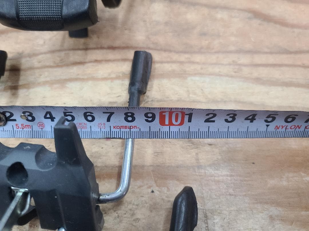 スキーブレーキの交換部品各種 x16