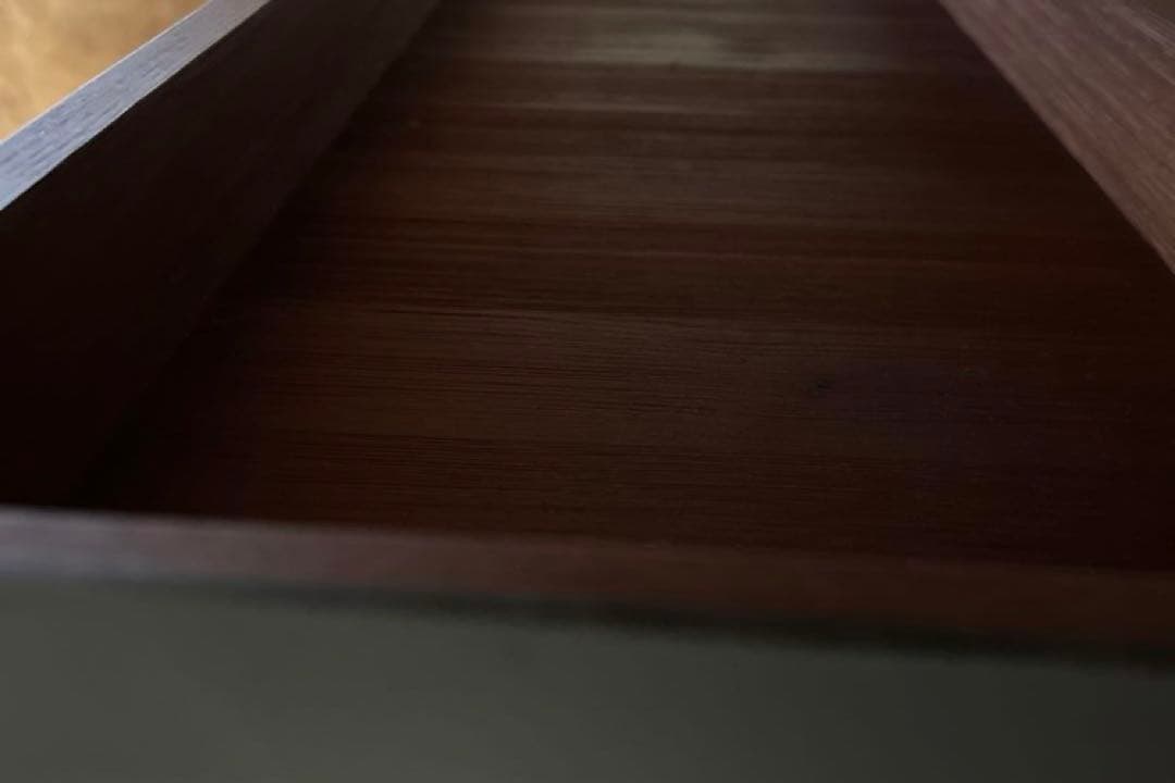 アデペシュ ウォームLDテーブル