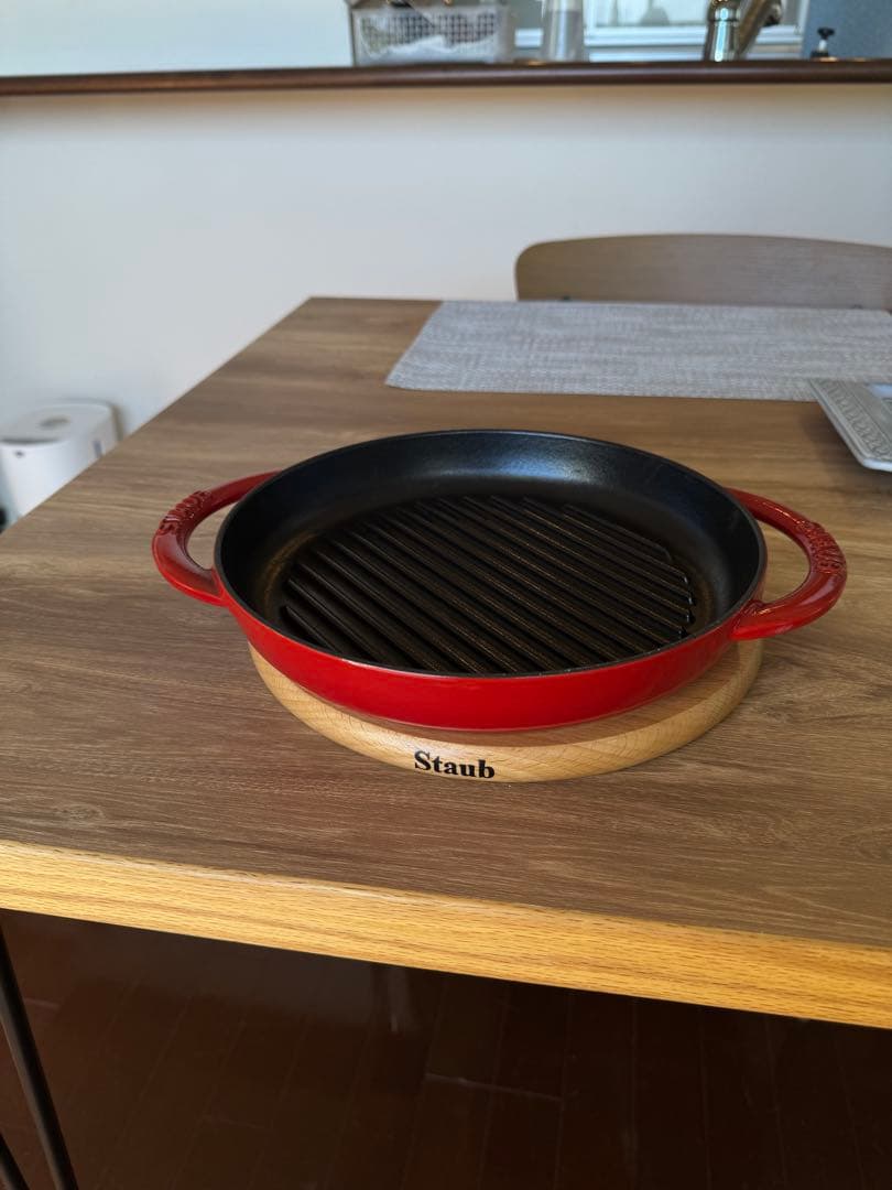 STAUB 赤 グリルパン、マグネットトリべッドセット
