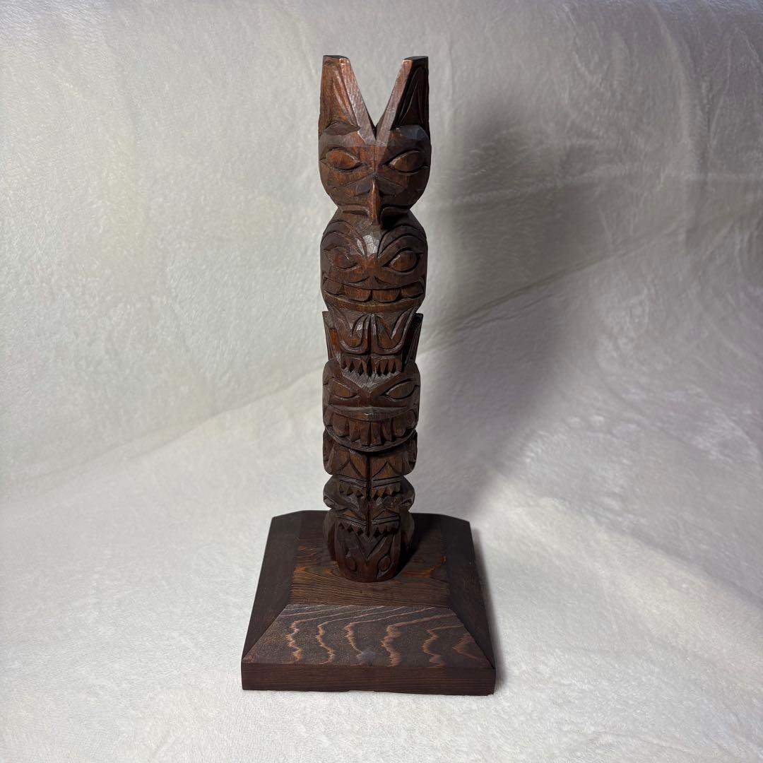 カナダ　先住民　トーテムポール　木製　木彫り　　ヴィンテージ