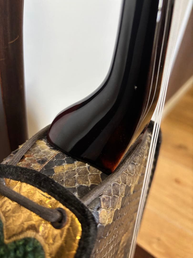 沖縄三線　真嘉比型　重さ測りました。