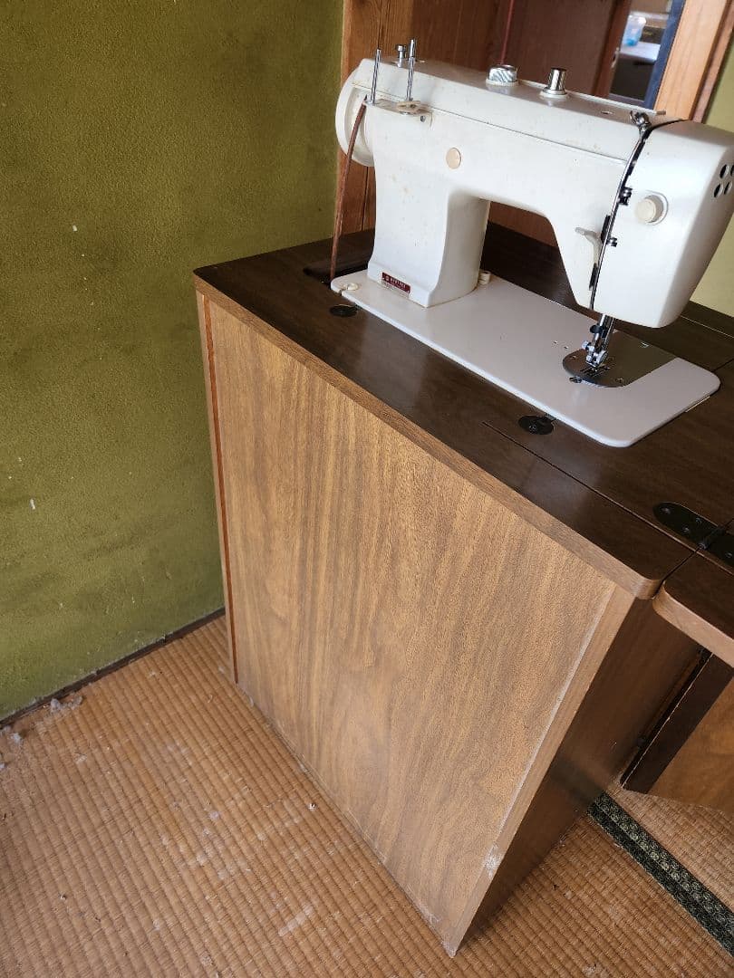 BROTHER足踏みミシン