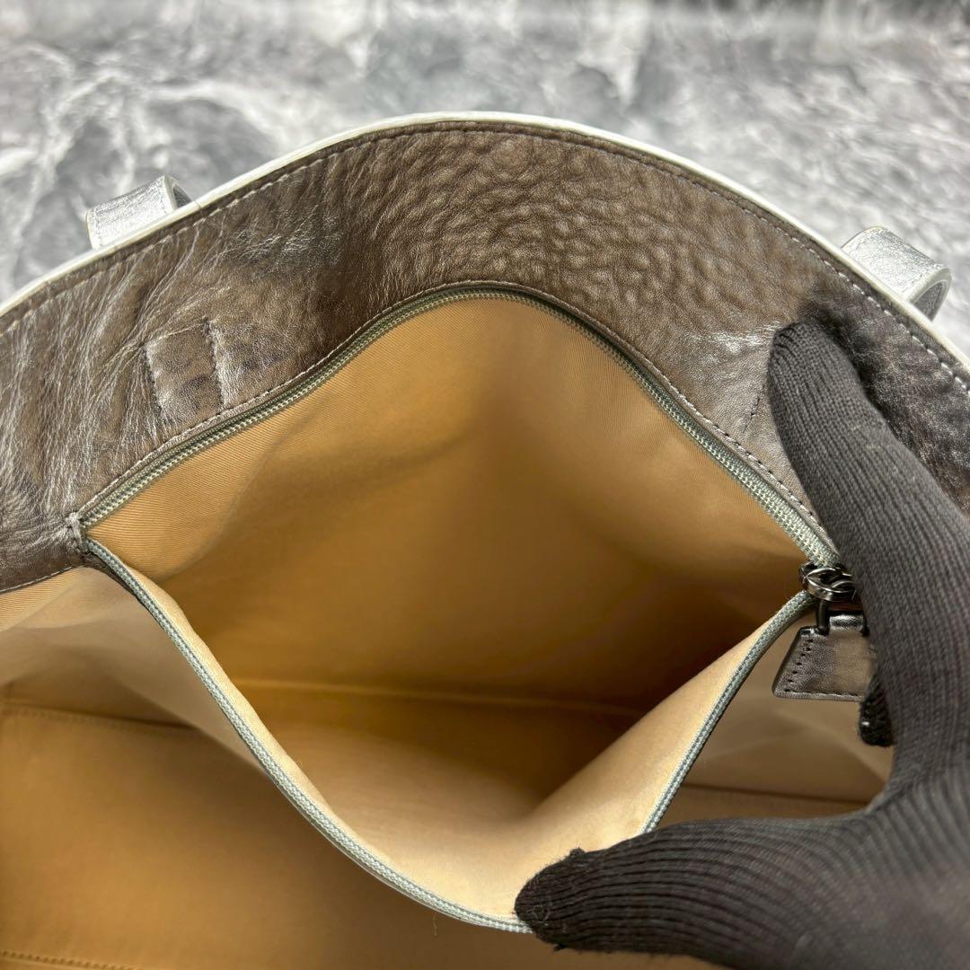 クリスマスローズ ✨ AKRIS AIバッグ　2way トートバッグ