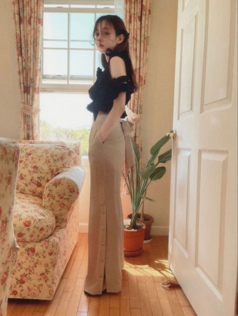 FICTION TOKYO リボンデザインショートトップス