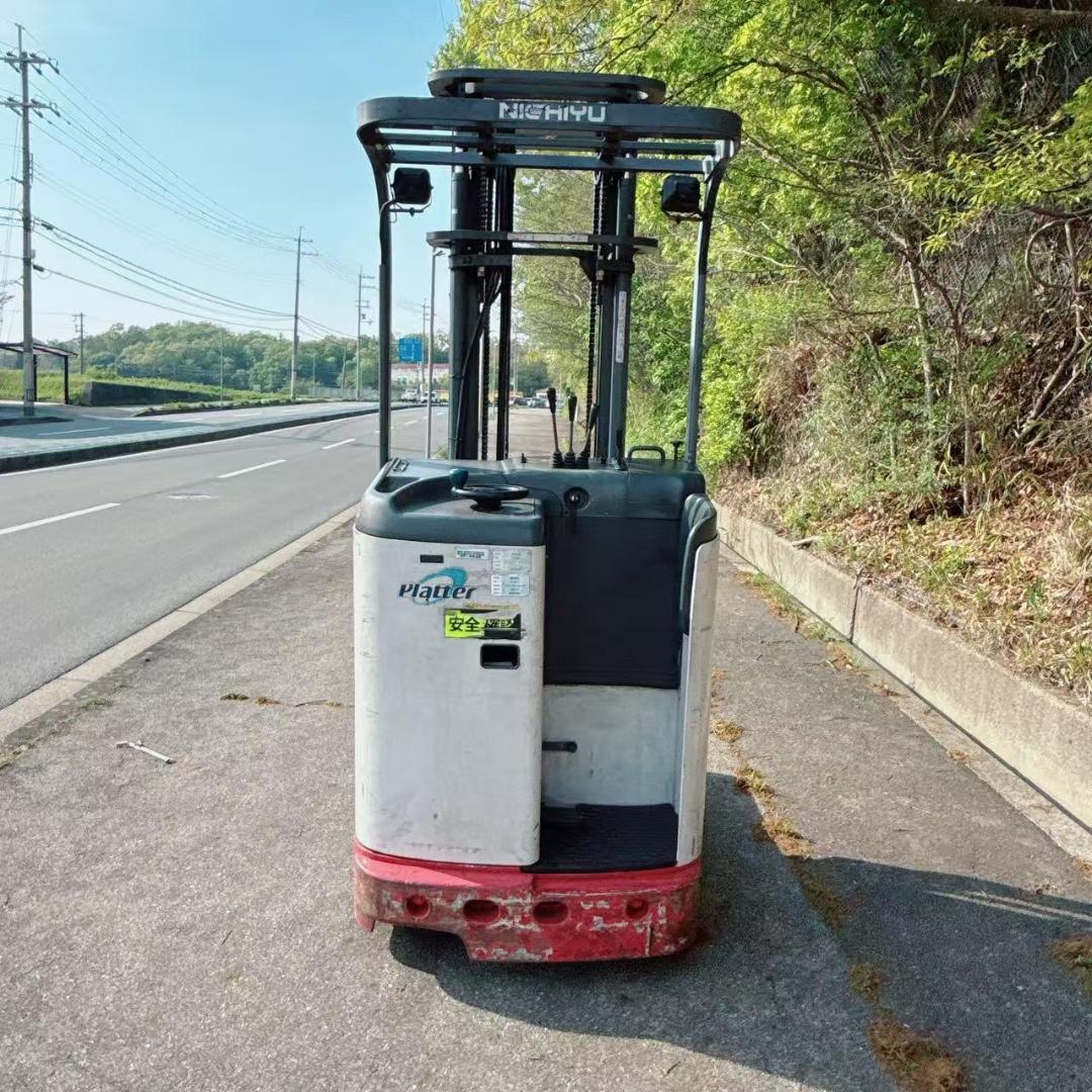 二チユリーチフォークリフトFBRMA13-H70-400　8983H(A294）