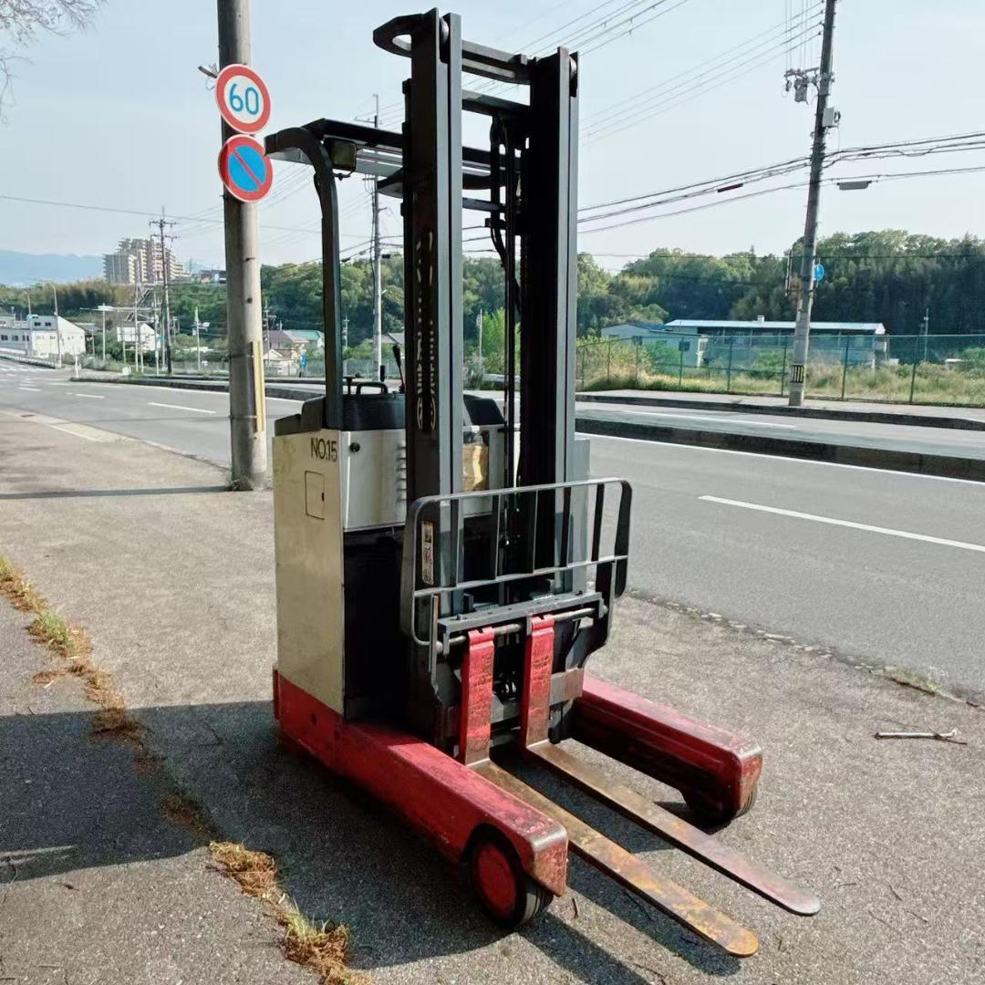 二チユリーチフォークリフトFBRMA13-H70-400　8983H(A294）