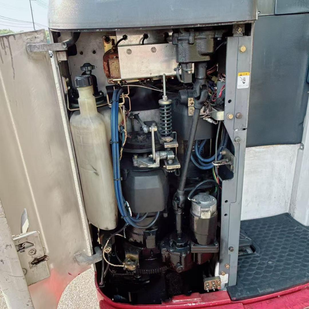 二チユリーチフォークリフトFBRMA13-H70-400　8983H(A294）