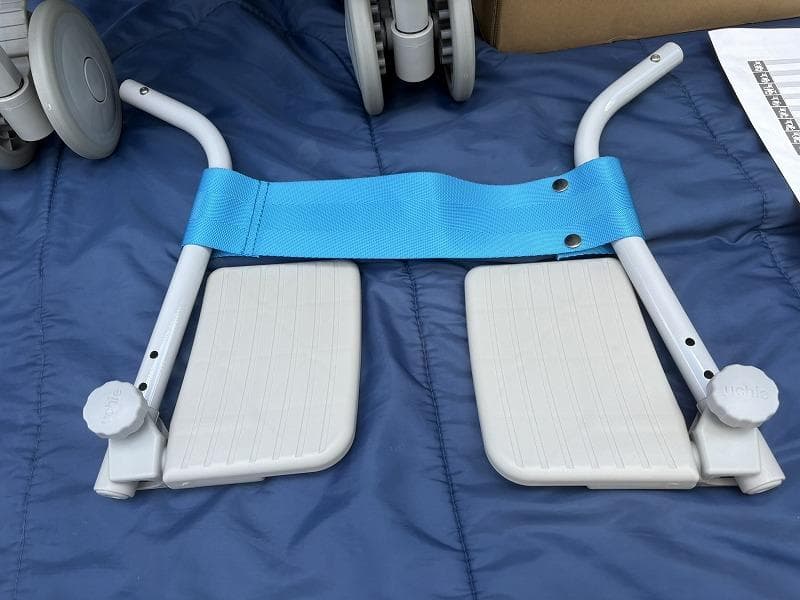 未使用！ウチエ シャワーラク 低座面 U型シート シャワーキャリー 車椅子