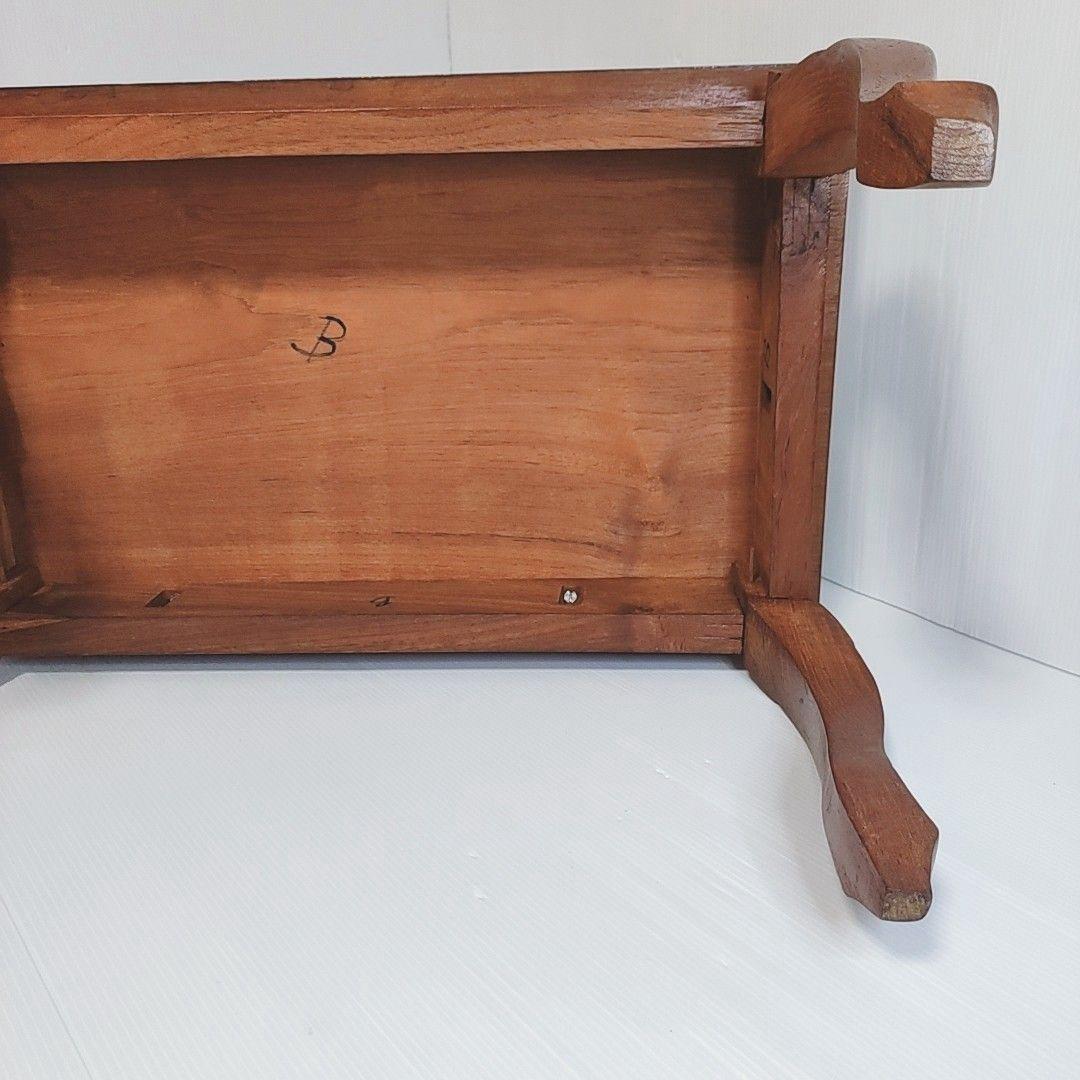 猫脚ミニテーブル 彫刻入り