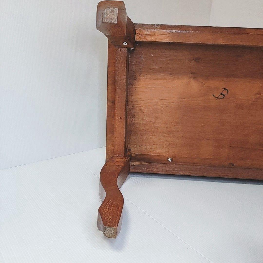 猫脚ミニテーブル 彫刻入り