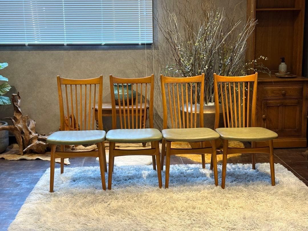 レトロ　飛騨産業 キツツキマーク ビンテージ　スポークチェア　4脚セット　Sn