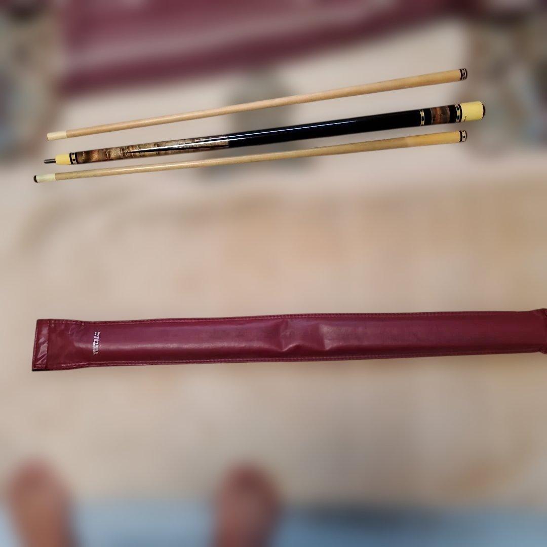 Meucci ビリヤードキュー ケース付き