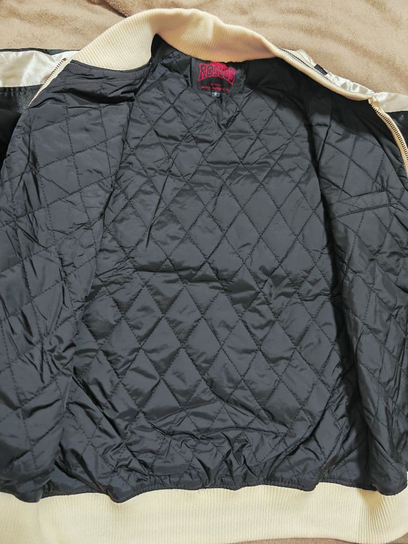 虎 スカジャン CASTLE ROGUES 未使用近い 美品 日本限定 サテン