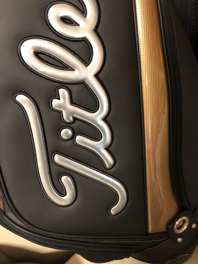 【送料込み】数量限定タイトリスト　キャディバッグ　廃盤希少品