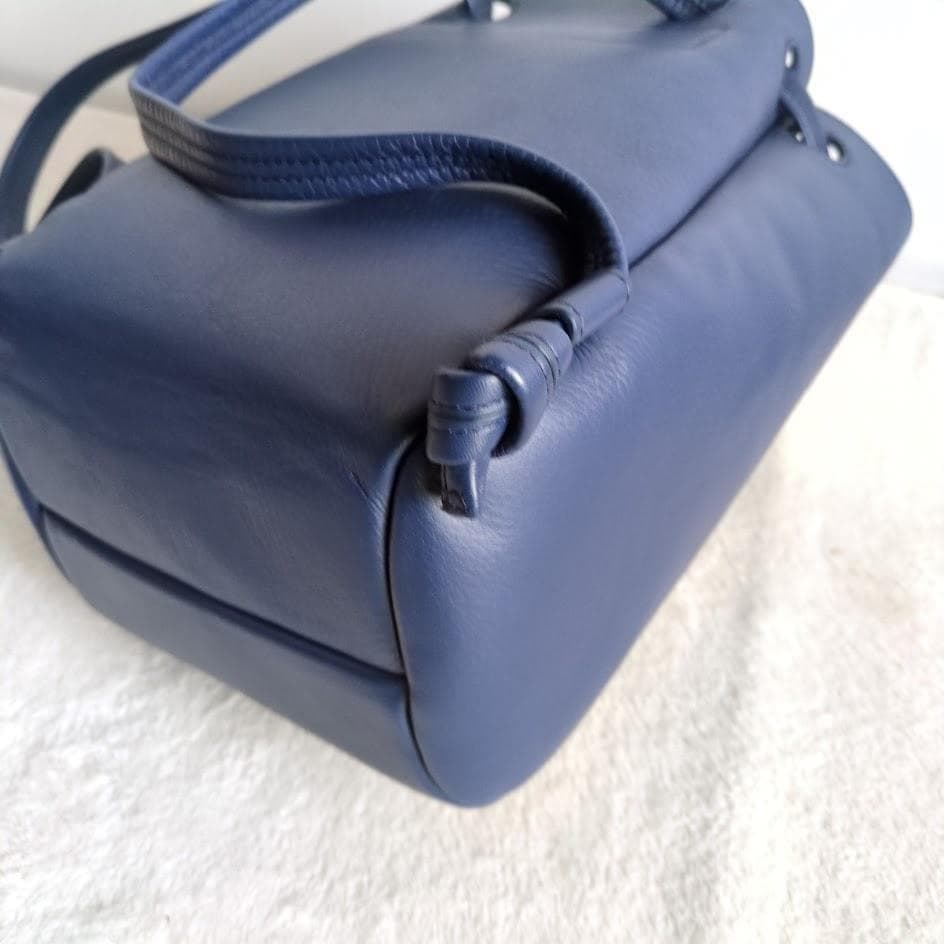 極美品　現行　ヒロフ　リュック　ロシェ　希少　巾着　レザー　ネイビー