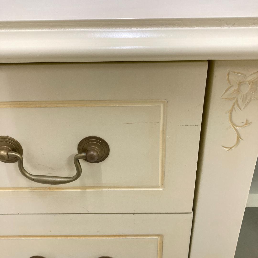 アンティーク調　テレビボード　テレビ台　ローボード　クラシック　猫脚　彫刻