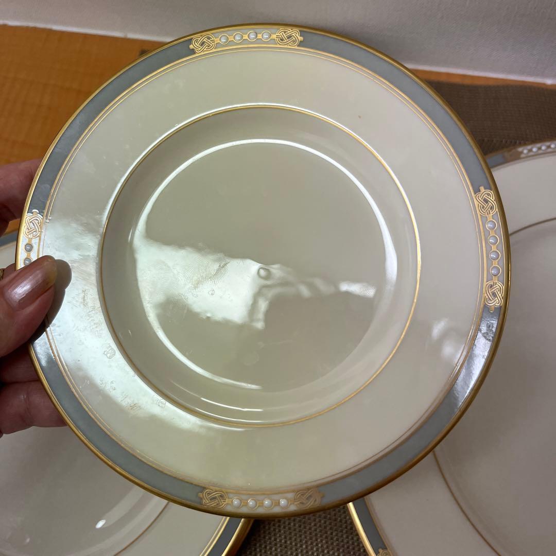 人々の集まるシーズンにピッタリのホワイトハウス御用達のおしゃれなレノックスです