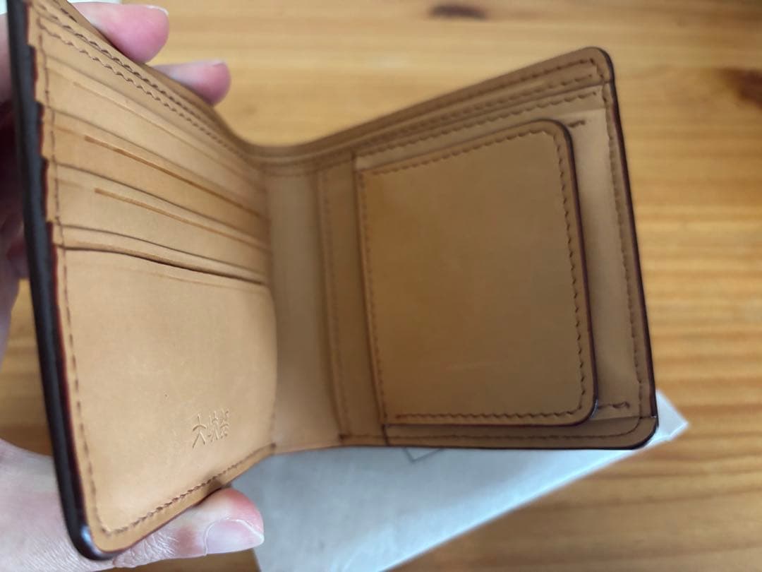 予約あり、大峡製鞄 ブライドル ダークブラウン 二つ折り財布 新品