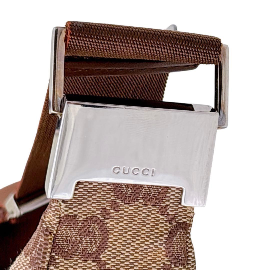 GUCCI GGキャンバス メッセンジャーバッグ ブラウン