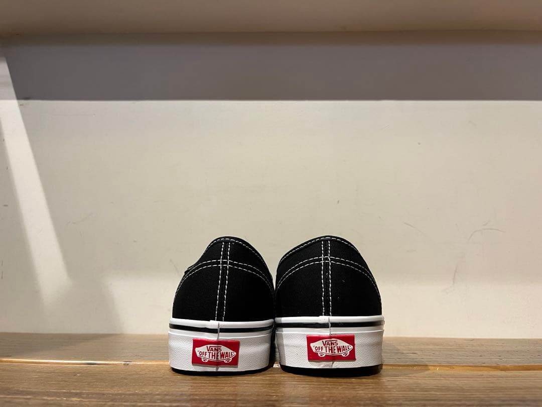 VANS AUTHENTIC ブラック ホワイト US正規品 赤箱 27cm