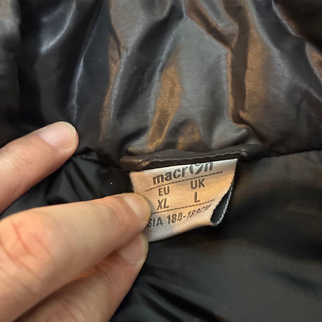 美品　ベティスmacron ナイロンダウンベストXL