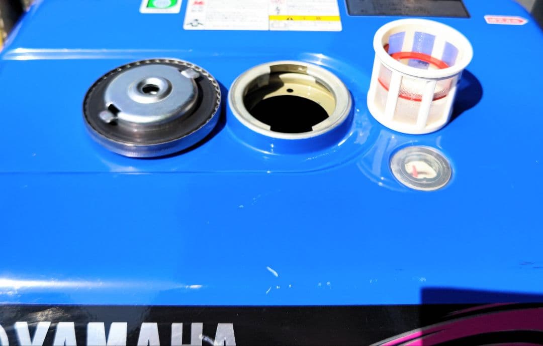 ヤマハ発電機 EF23H 60Hz　　　 引き取り限定