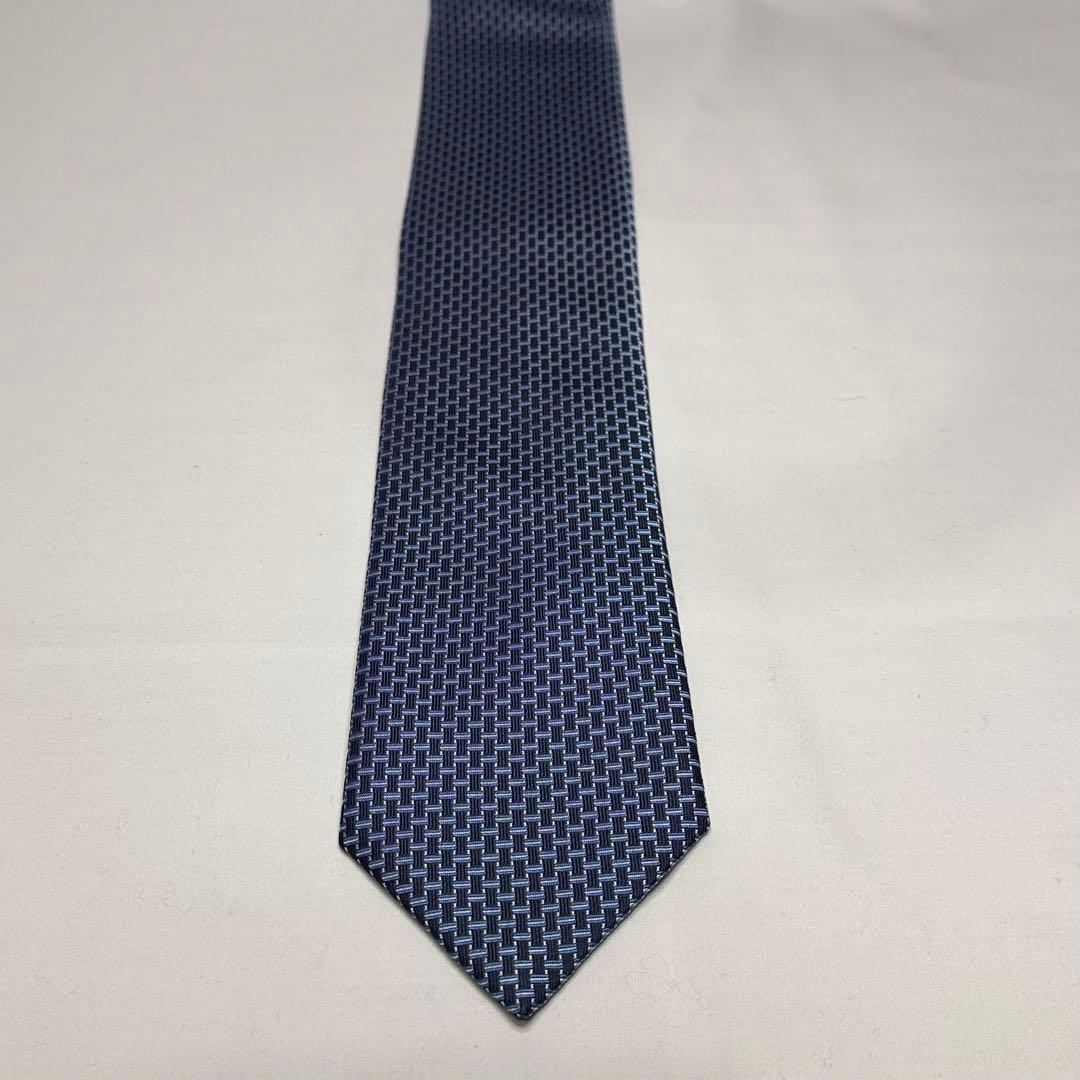 新品タグ付☆ブリオーニ☆ネクタイ☆ネイビー☆ブルー☆パターン☆ソリッド☆683