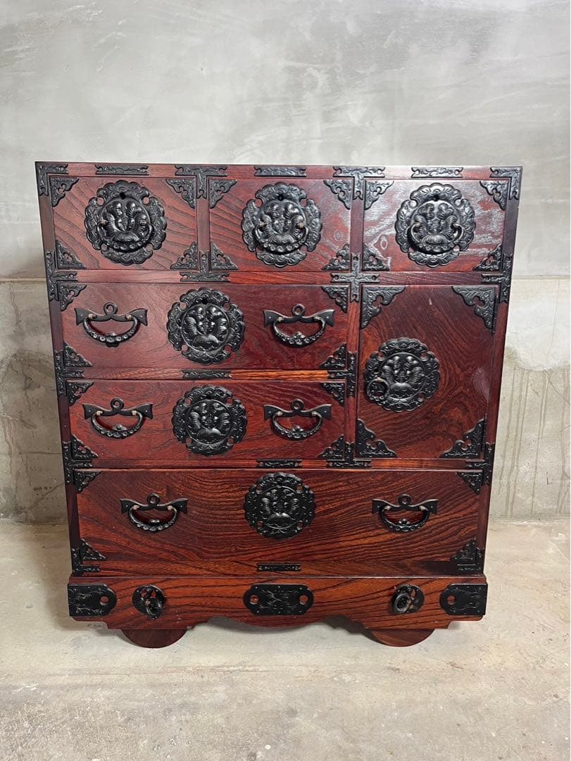 民芸家具 岩谷堂タンス 中型タンス　車　鍵付き