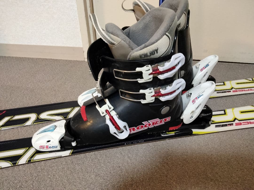 子供スキー板セットフィッシャー板110　ROOKIEブーツ　SINANOストック