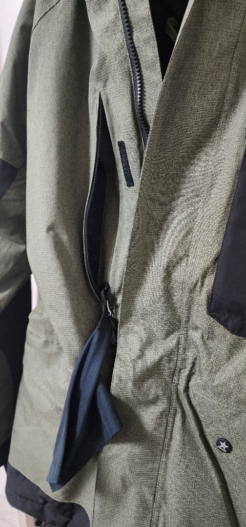 スノーボードウェア オリーブグリーン