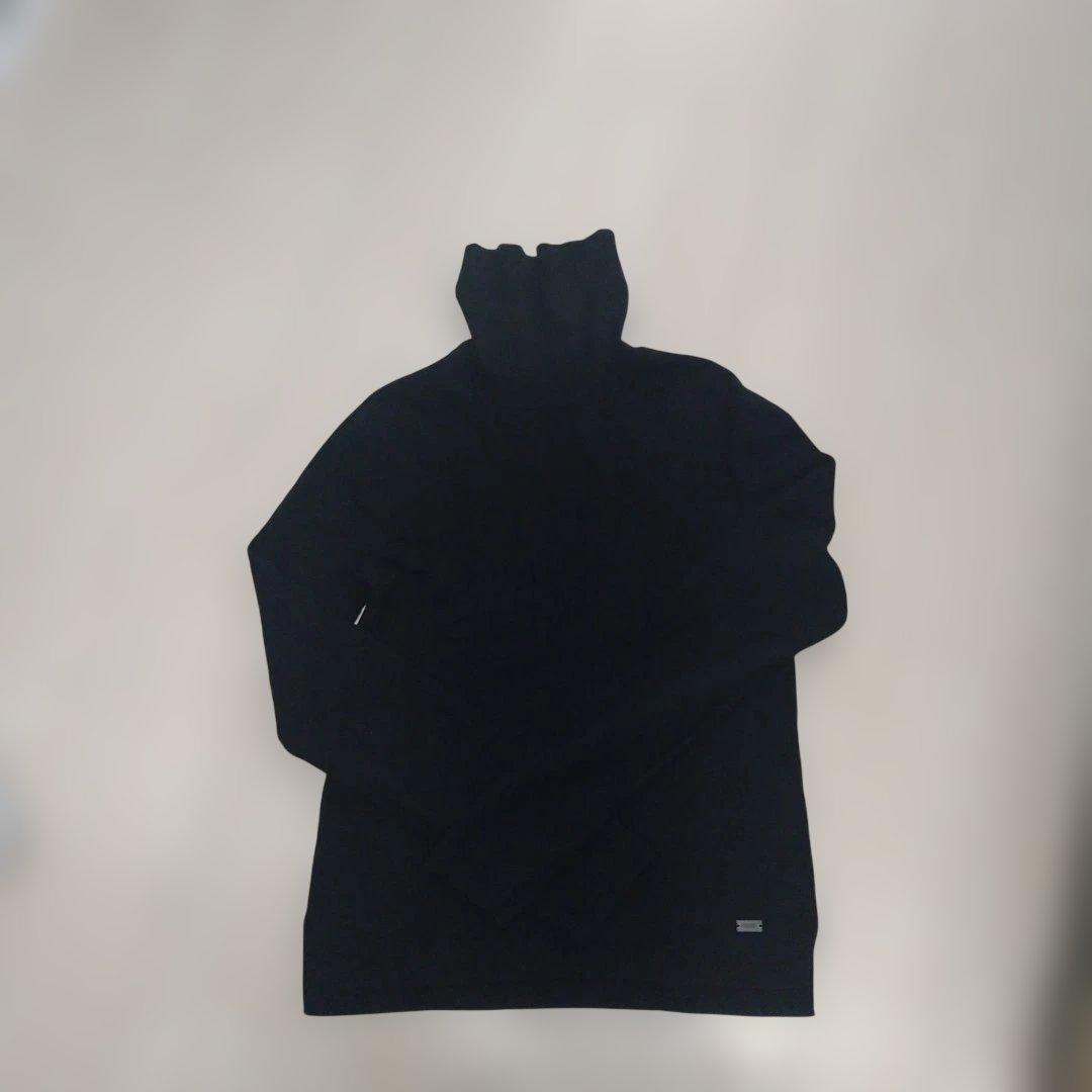 【FOXEY】フォクシー 黒タートルネックニット サイズ42 L ロゴプレート付