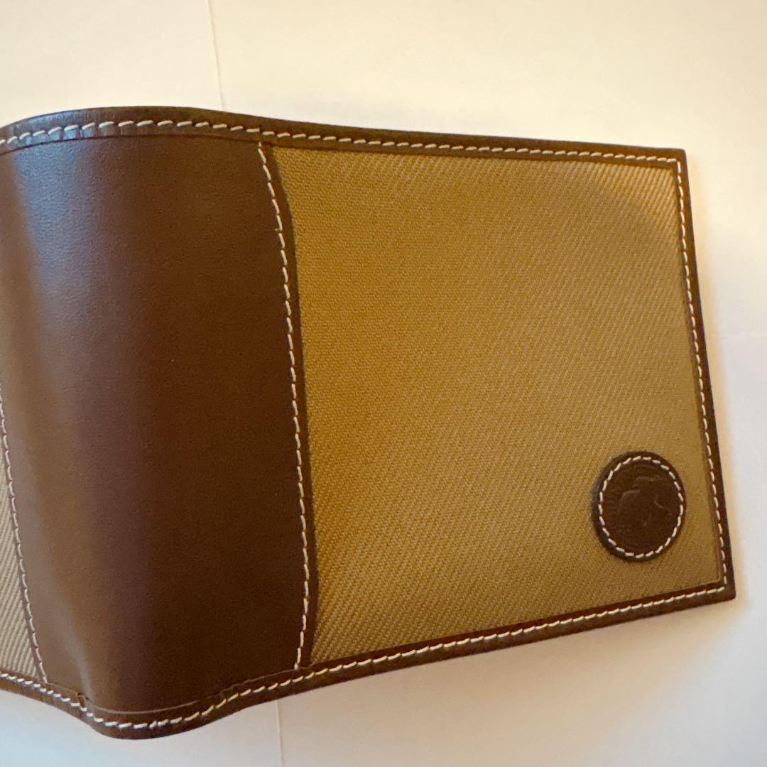 Hunting World 二つ折り財布 カーキ