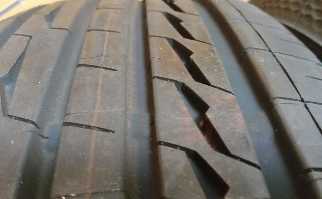 送料含 2本 未使用日本製ブリヂストンアレンザLX100　225/65R17