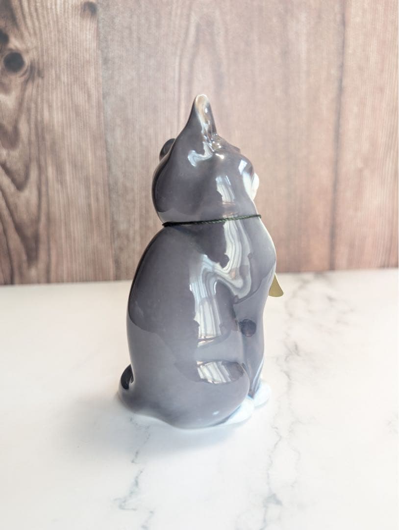   1993年製　猫の置物　Sitting Cat