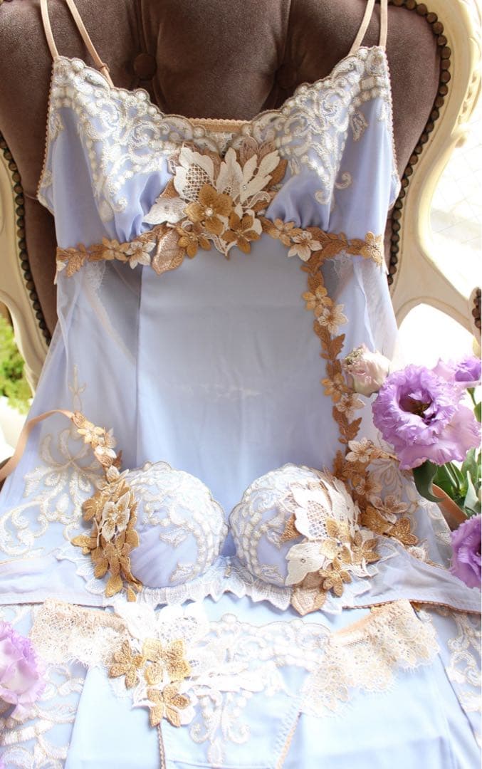 サルート 02 プレステージ 新品タグ付 P-upブラTバックM H65 PU